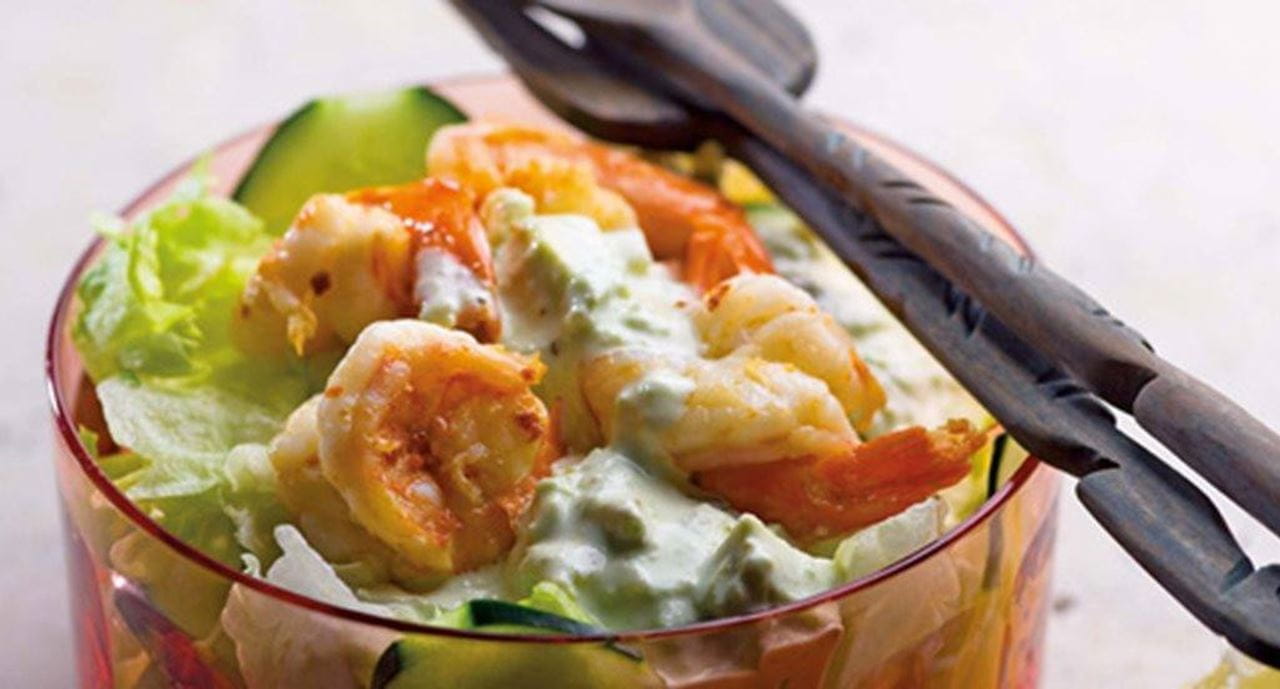 recipe image Salada de abacate e camarão