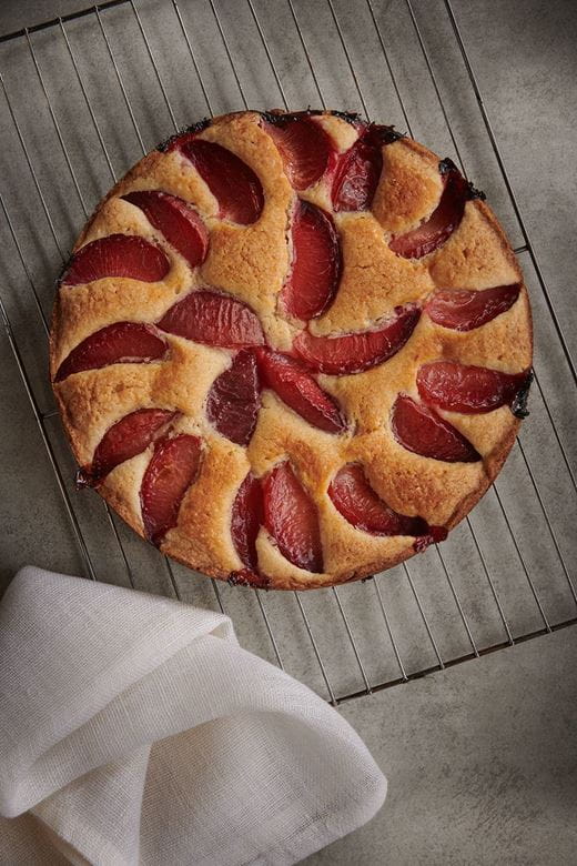 recipe image Receita de Bolo fácil de ameixa