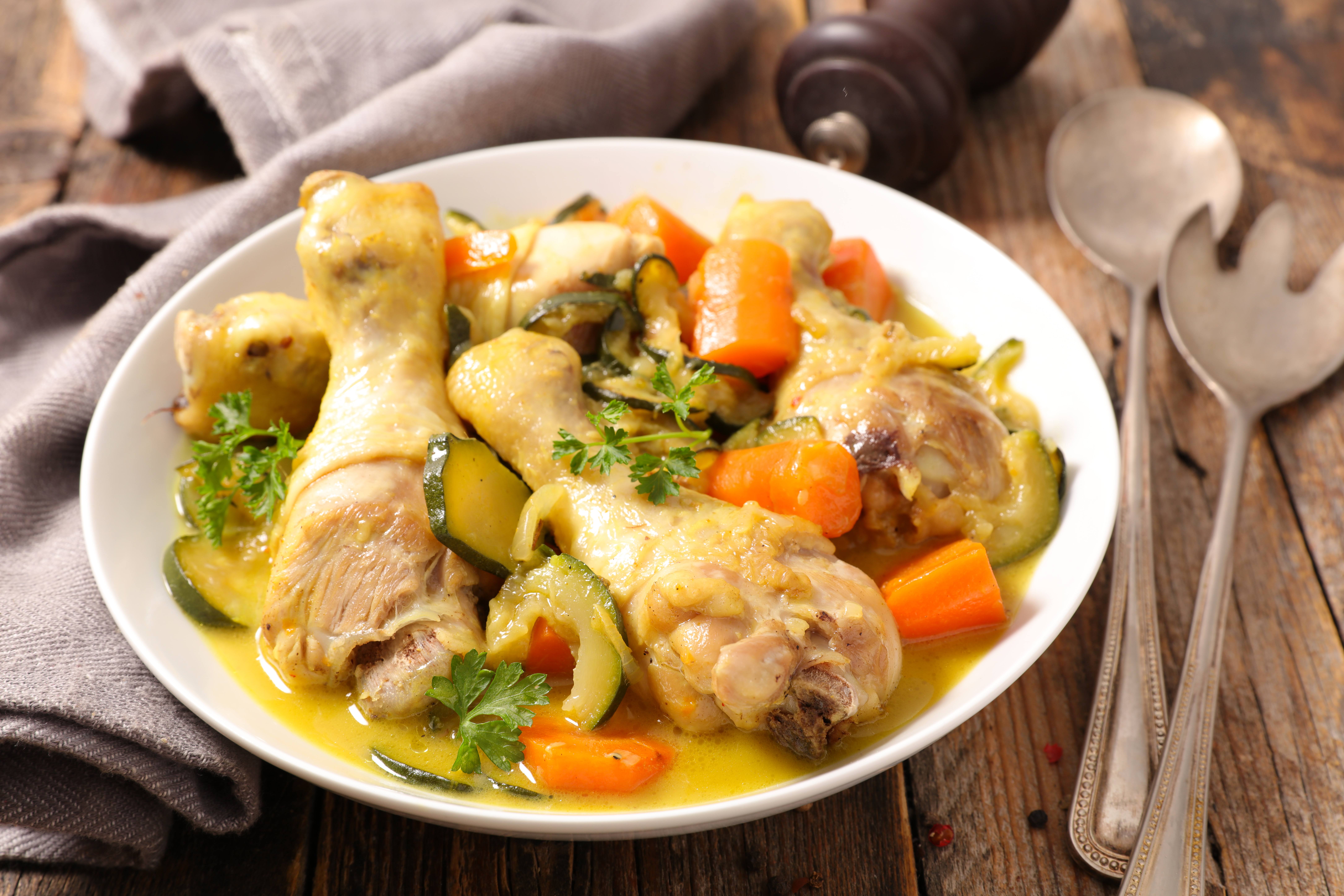 recipe image Receita de Frango estufado com legumes